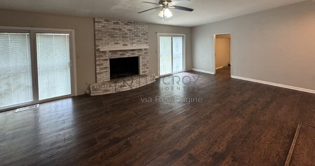 Photo - 321 Naples Rd
