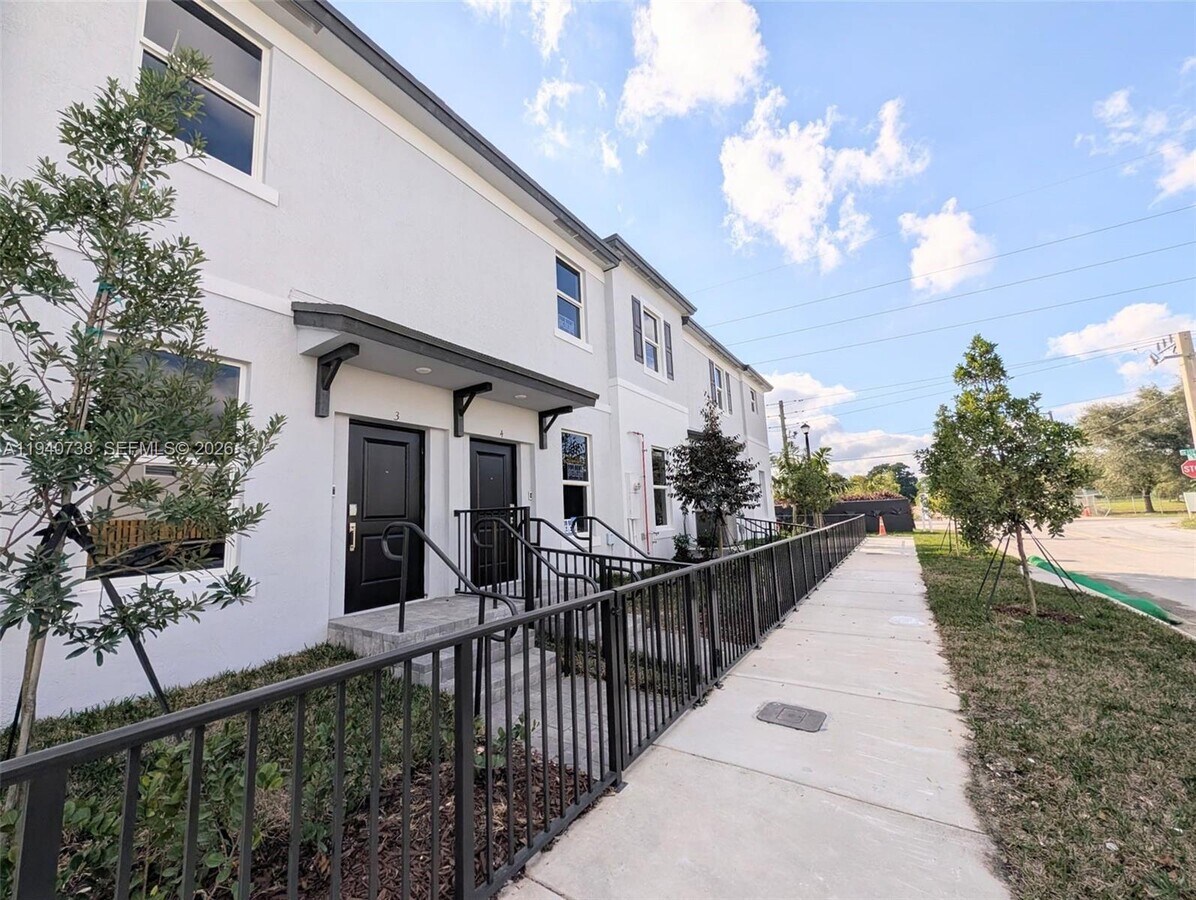 Photo - 15601 SW 280th St