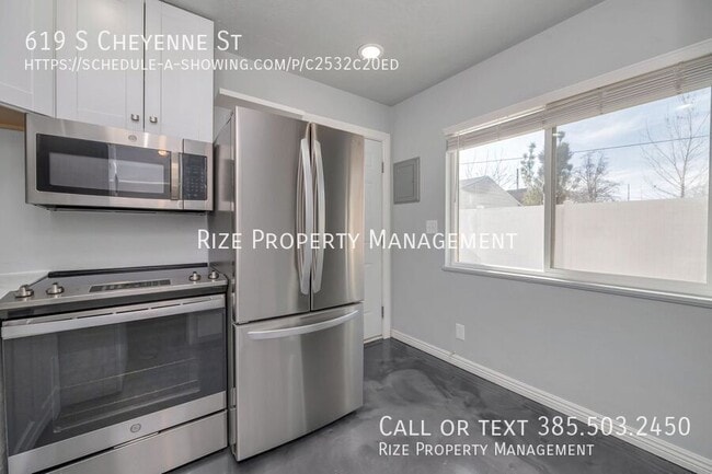 Photo - 619 S Cheyenne St Apartment