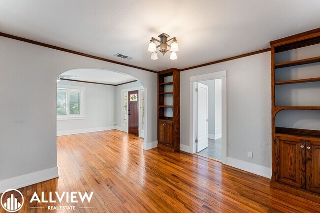 Photo - Charming Eastside Costa Mesa Home with Private Yards & Covered Patio Near Newport Beach