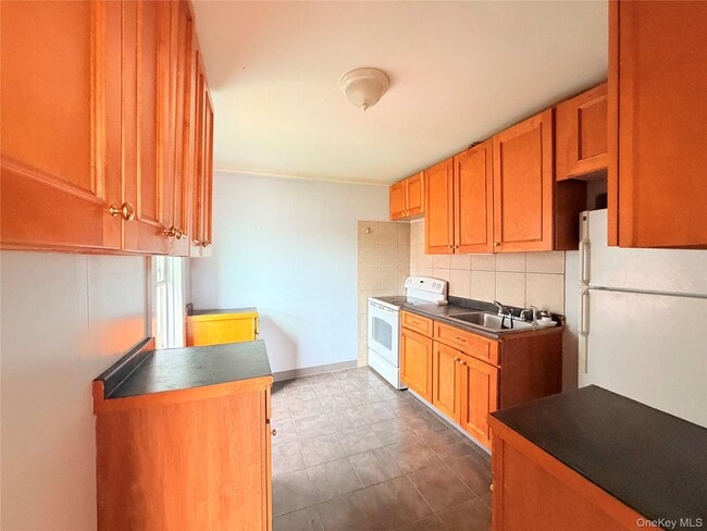 Photo - 8 Roberts St Unit 2-A