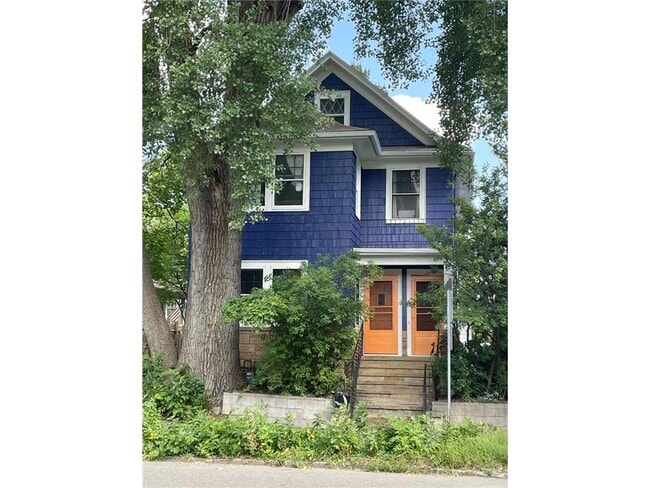 Building Photo - 224 Fairview Ave N