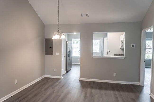 1016 Wadley Cir Unit 1016 Wadley Circle