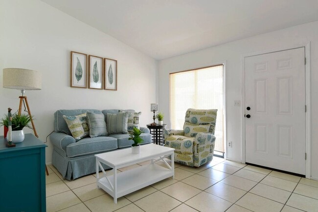 Photo - 580 Skinner Blvd Unit 580 1