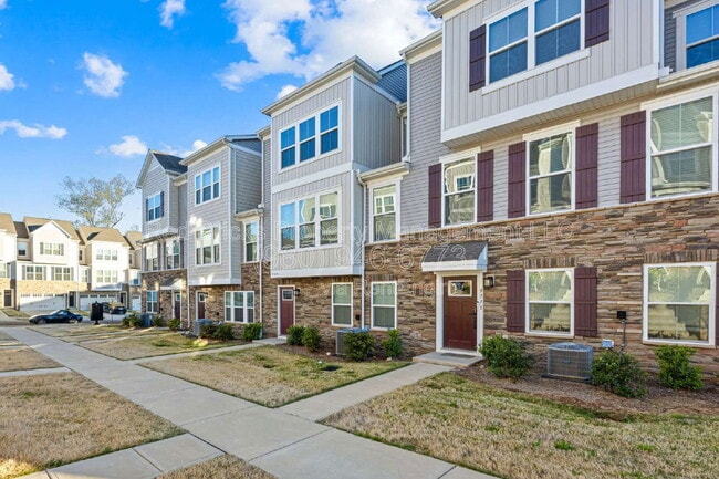 Photo - 9769 Oaklawn Blvd NW