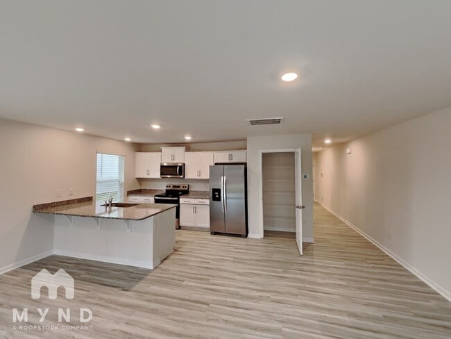 Photo - 4137 Lurelin Rd