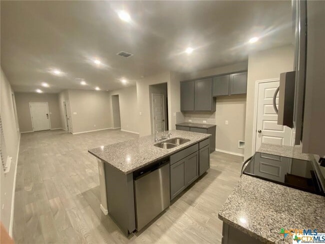 Photo - 2440 Dielman Dr