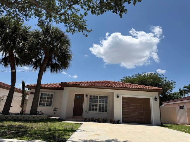 Photo - 9130 NW 193rd St