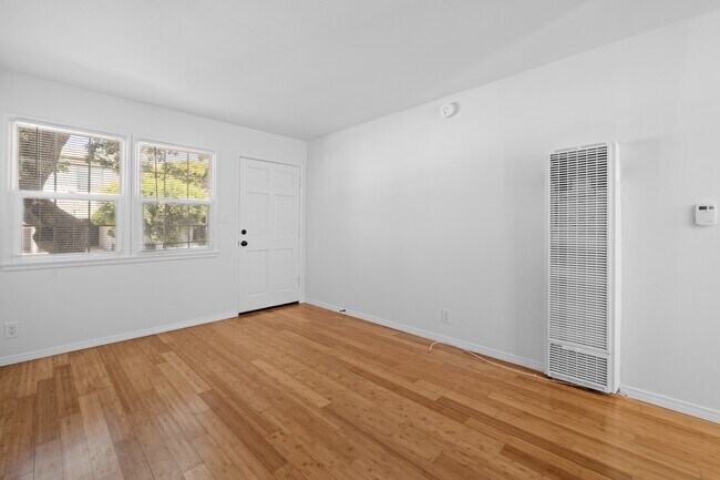 1403 Brockton Ave