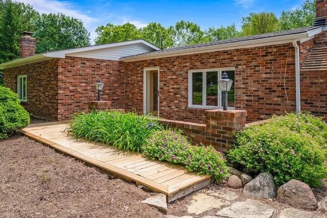Photo - 3407 Bean-Oller Rd