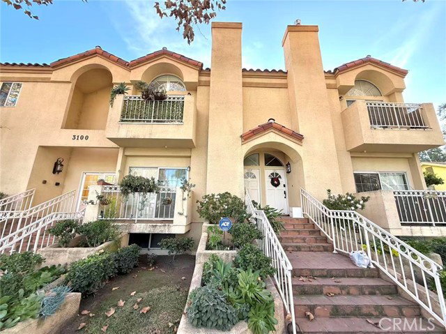 Building Photo - 3100 W Riverside Dr