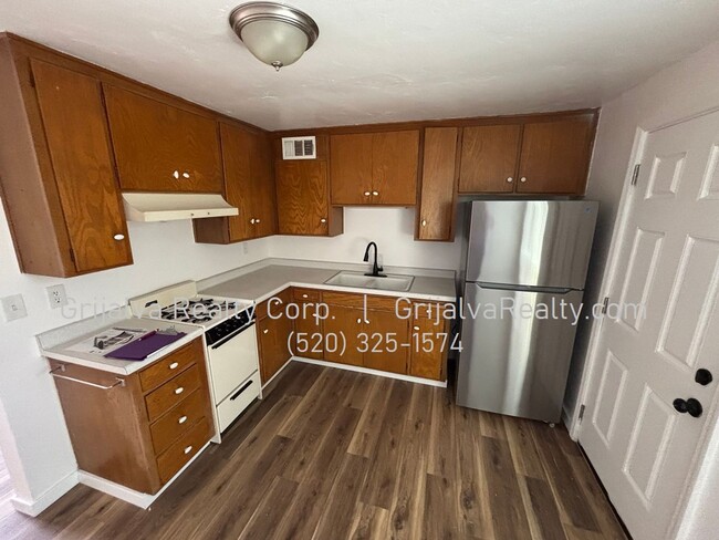 Photo - 2536 N Columbus Blvd Unidad 2538