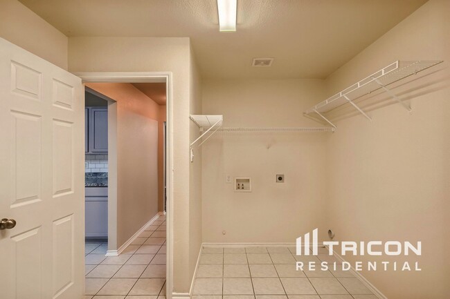 Photo - 2808 High Pointe Blvd