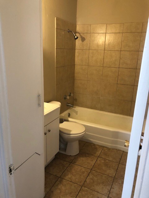 Photo - 4611 Avenue Q Unit A