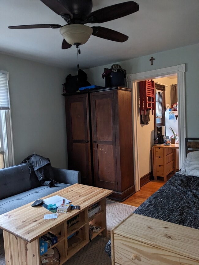 Photo - 522 N Division St