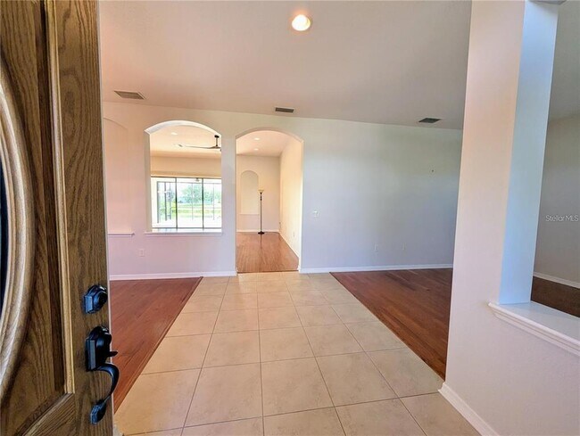 Photo - 5303 Moon Shell Dr