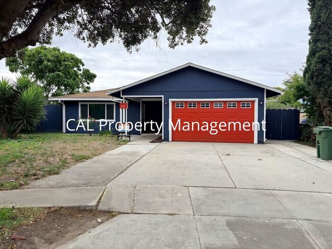 Building Photo - Spacious 4-Bedroom Home with 2-Car Garage & Backyard Oasis