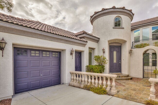 Photo - Beautiful 4Bd, 4Bth home in Guard Gated Community near Tivoli Village.