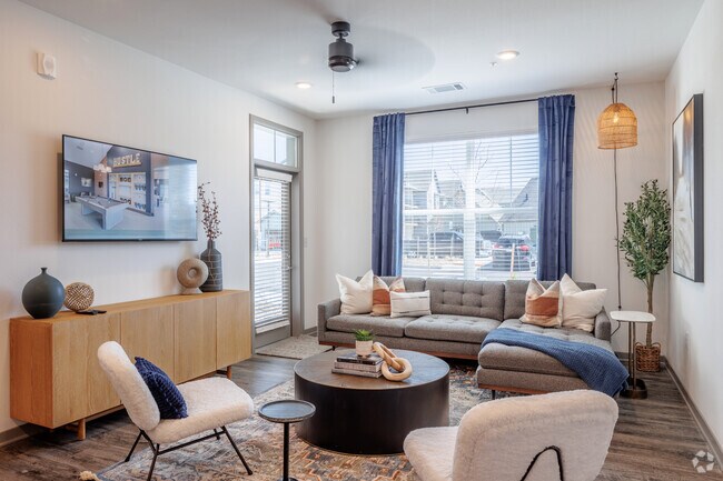 2BR, 2BA - 1,067SF - Living Room - Notch66