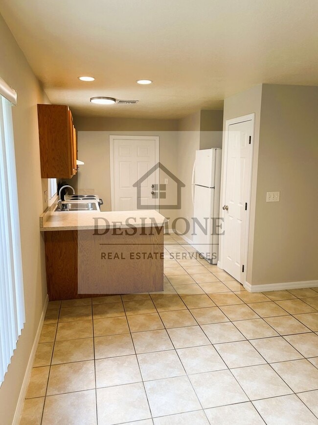 Photo - Spring Haven (3) Unit 5775-3