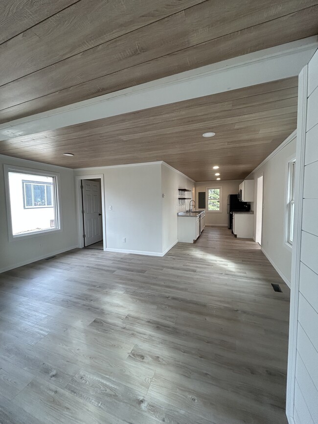 Photo - 1012 E 5th Ave