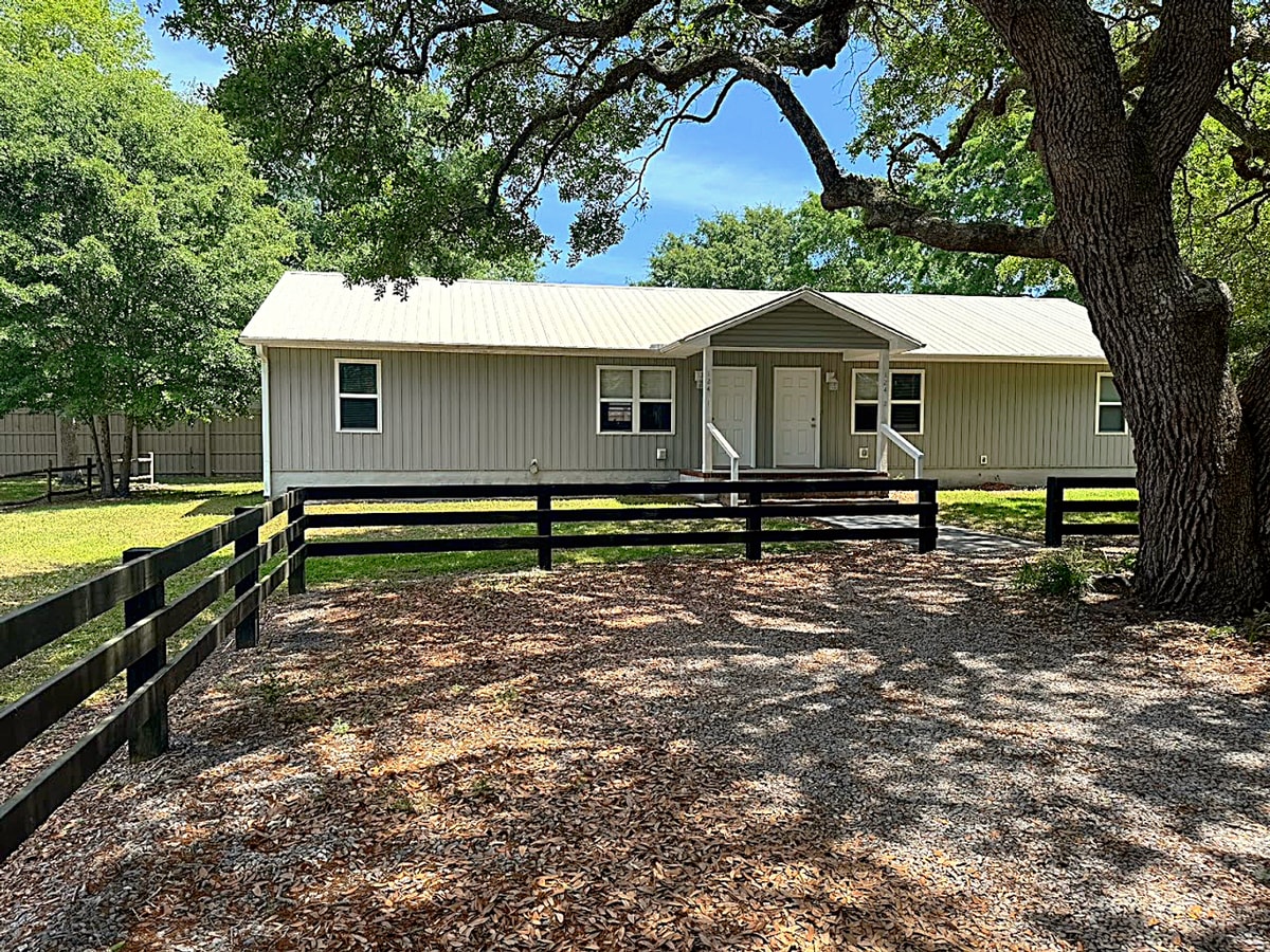 2 BR 2BA Duplex in Holly Ridge - 2 BR 2BA Duplex in Holly Ridge
