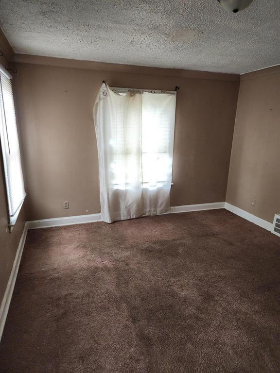 Photo - 20529 Irvington St