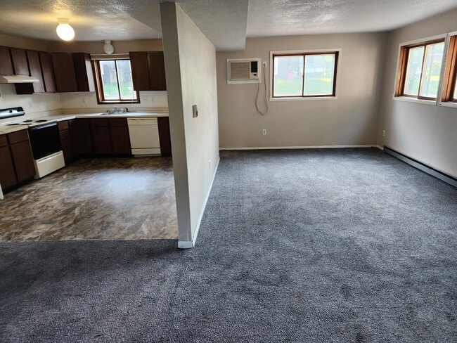 1022 Higby Dr