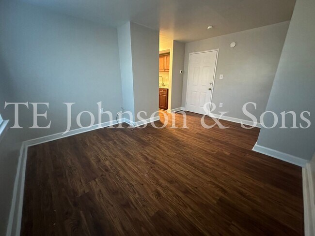 Photo - 1930 Elizabeth Ave Apartamento Unidad 1930 Elizabeth 1