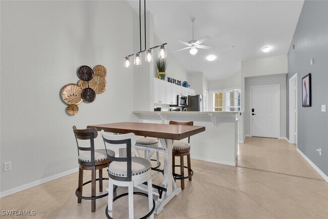 Photo - 9165 Celeste Dr Unit 3-303