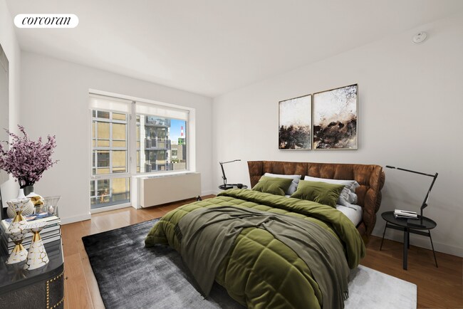 Photo - 41-18 Crescent St