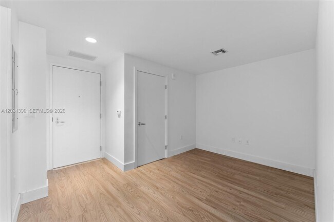 Photo - 16385 Biscayne Blvd Unidad 3120