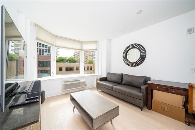 Photo - 1400 Hudson St Condo Unit 424