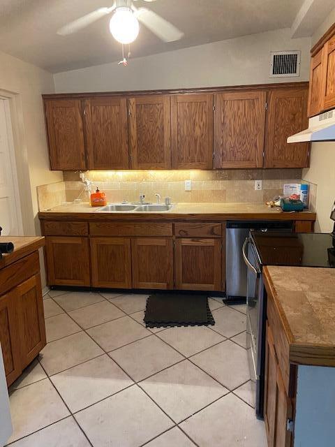 Photo - 702 NW 8th Ct