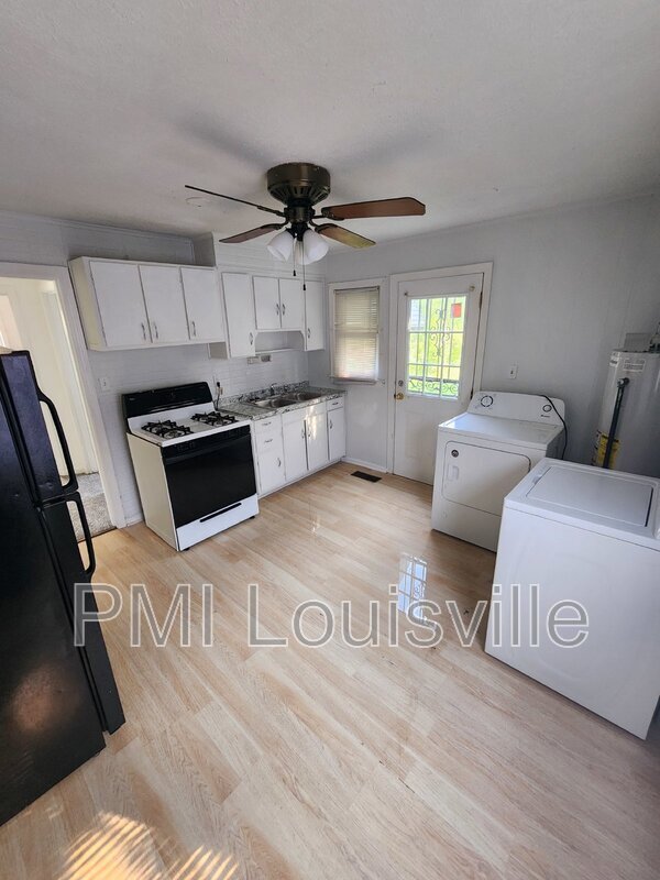 Photo - 3302 Powell Ave