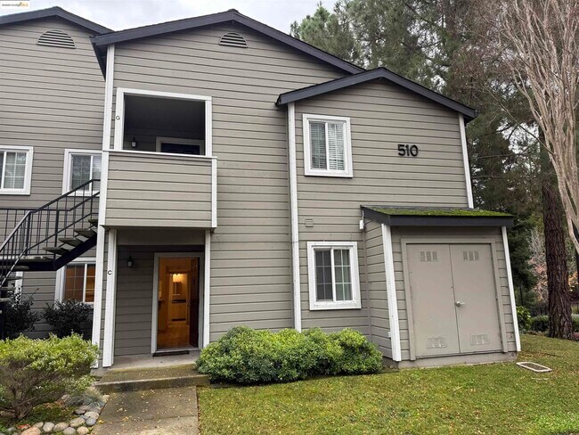 Photo - 510 Canyon Oaks Dr Unit C