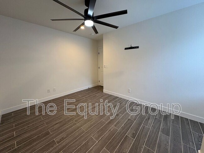 Photo - 1421 E Mesa Ct