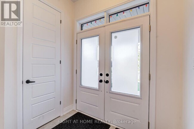 Photo - 70 Westlake Cres