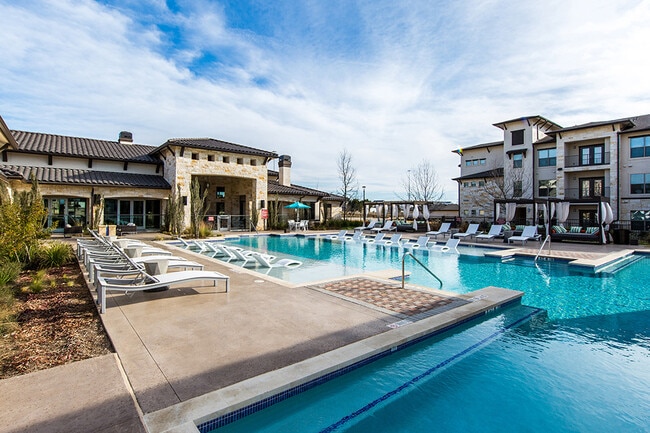 Building Photo - Bell Southpark Rental