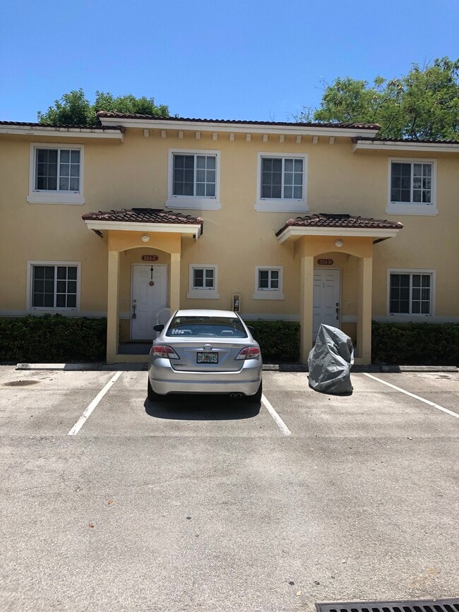 Photo - 324 NE 3rd St Unidad D