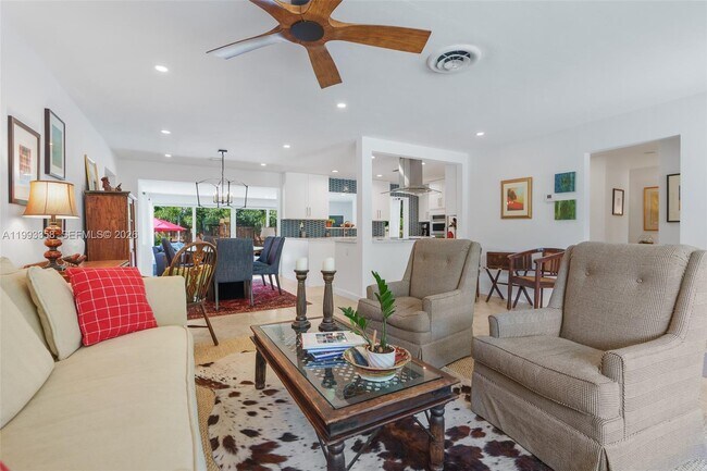 Photo - 1639 NE 27th Dr