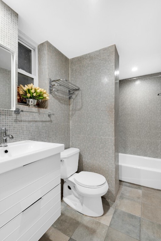 Photo - Gorgeous & Beautifully Renovated Studio wi...