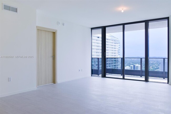 Photo - 1000 Brickell Plaza Unit 3208