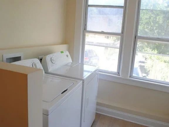 Photo - 1847 W Byron St Unidad 1