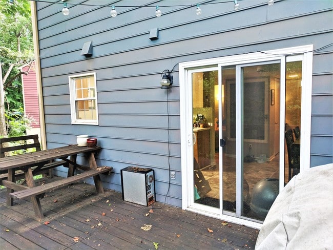 Photo - 142 Quince Ln