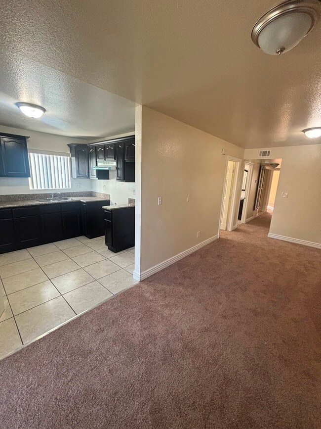 Photo - 326 E 101st St