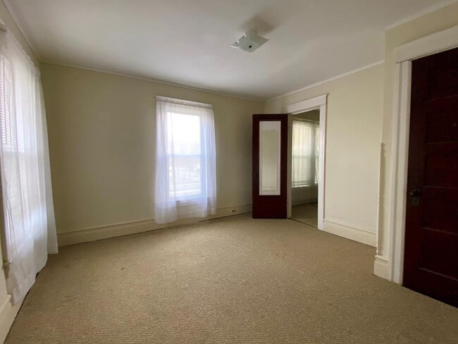 Photo - 306 Steuben St