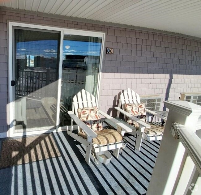 Building Photo - 6 Ashworth Ave Unit 6 Rental
