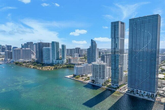 Photo - 700 NE 24th St Unit 4501