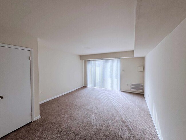 Photo - 127 Newcastle Dr Condo